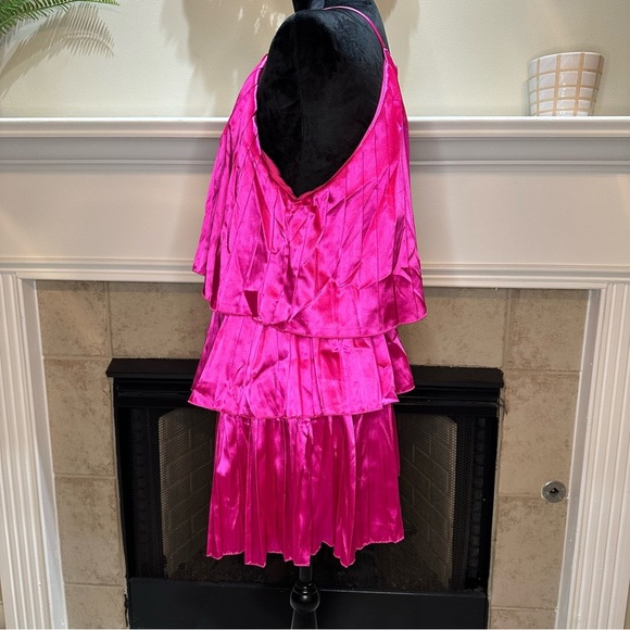 Hot Pink Tiered Pleated Ruffle Mini Dress size Medium Wedding Guest Party Dress - Picture 4 of 6
